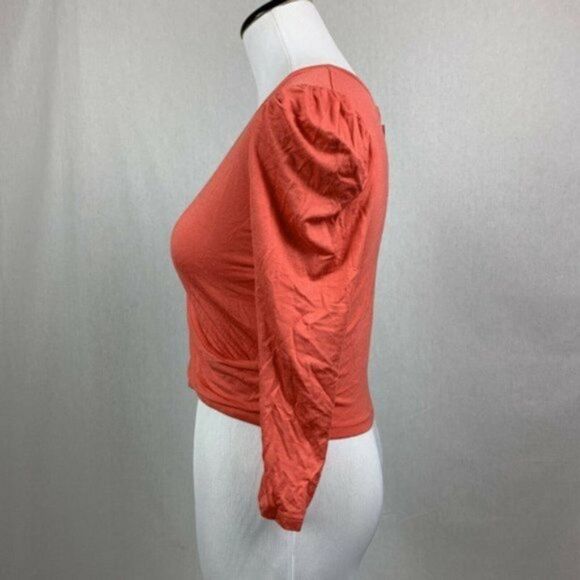 Love, Fire Cropped Surplice Wrap V-neck top - Picture 4 of 7